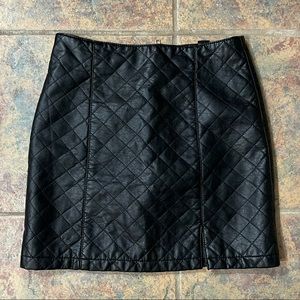 forever 21 | quilted leather skirt size small pencil skirt mini skirt